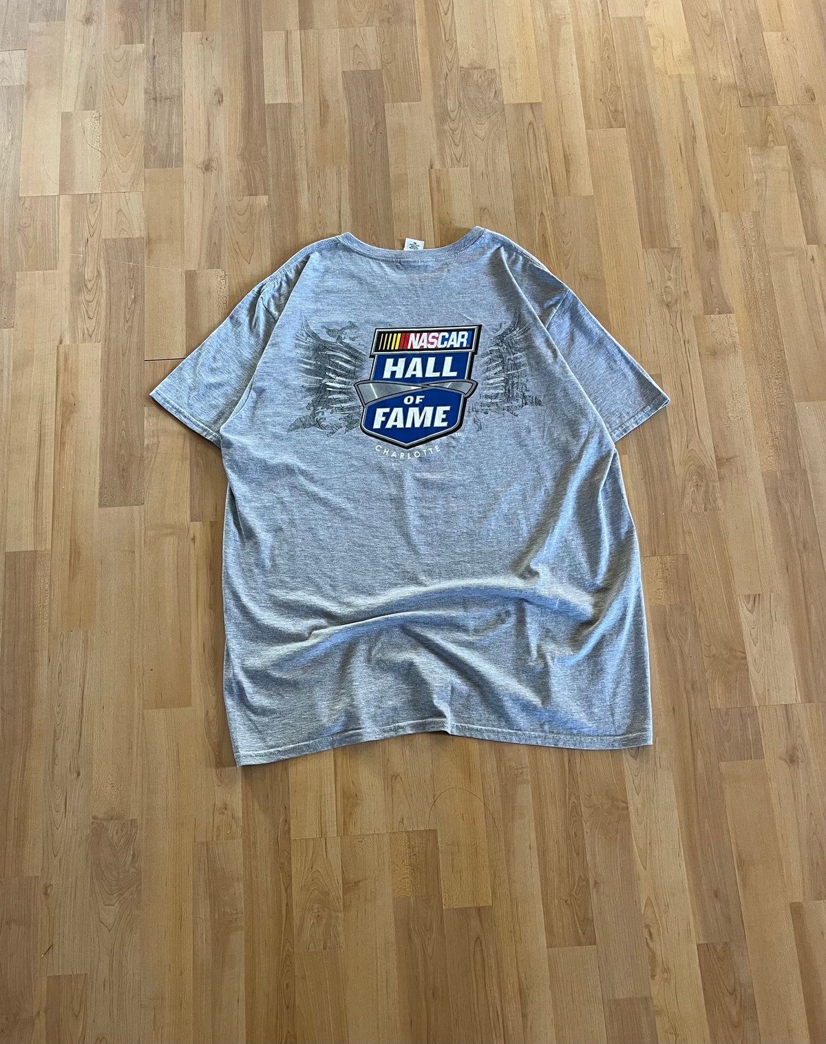 00s Grey NASCAR Racing Hall of Fame Graphic Tee (XL)