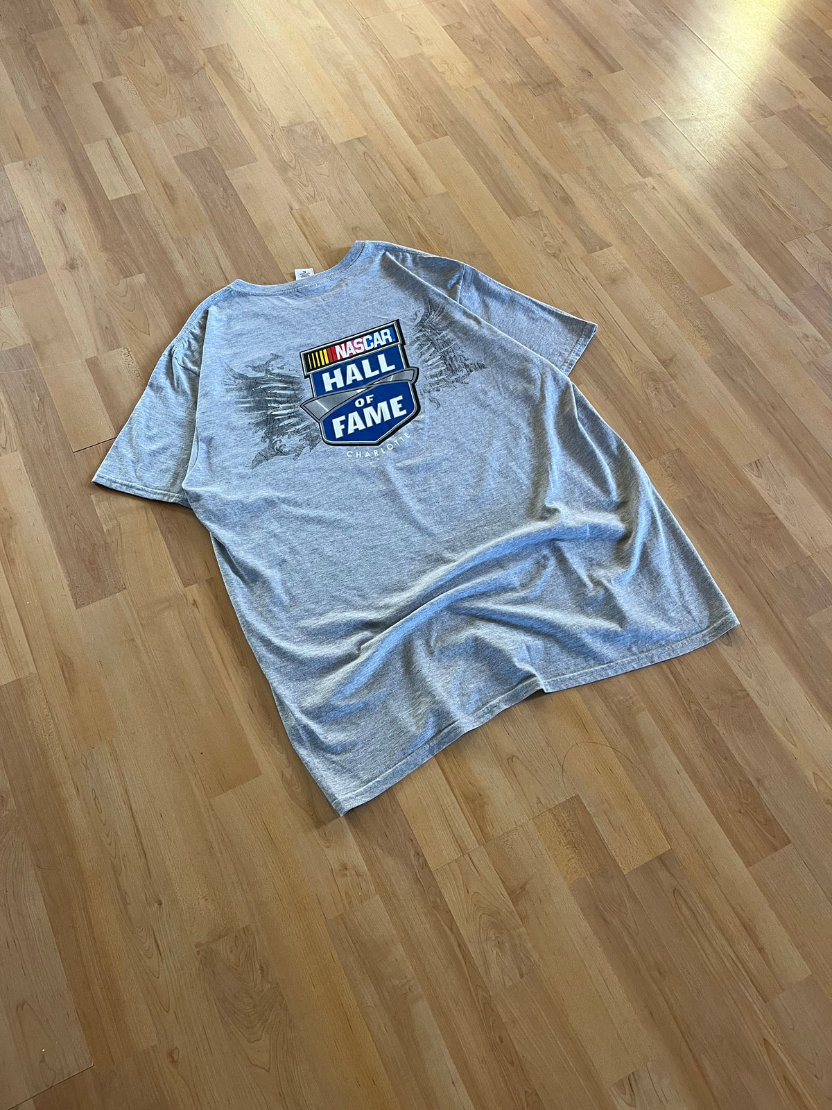 00s Grey NASCAR Racing Hall of Fame Graphic Tee (XL)