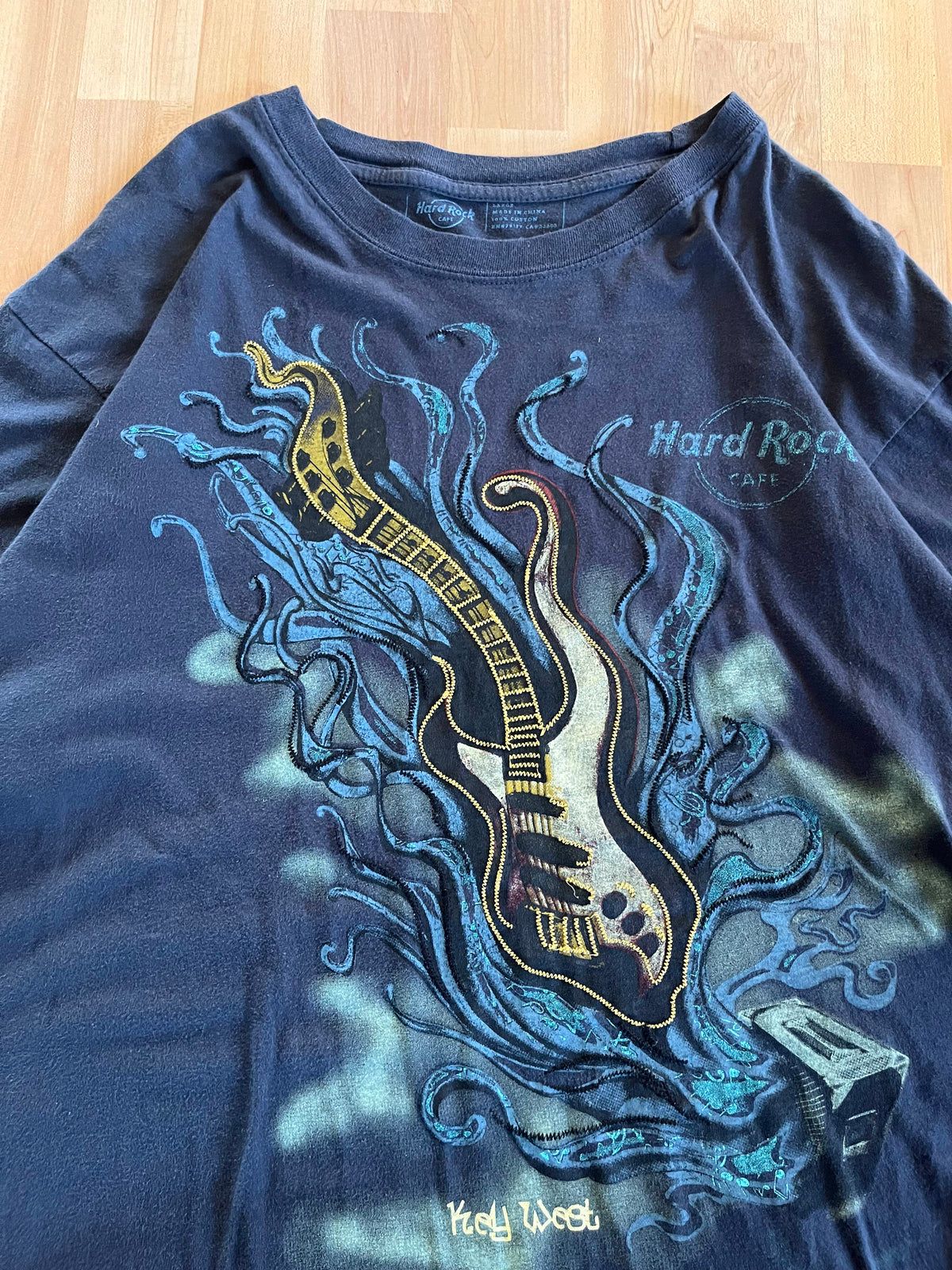 Y2K Navy Hard Rock Cafe Key West Electric Guitar Graphic Tee (L)
