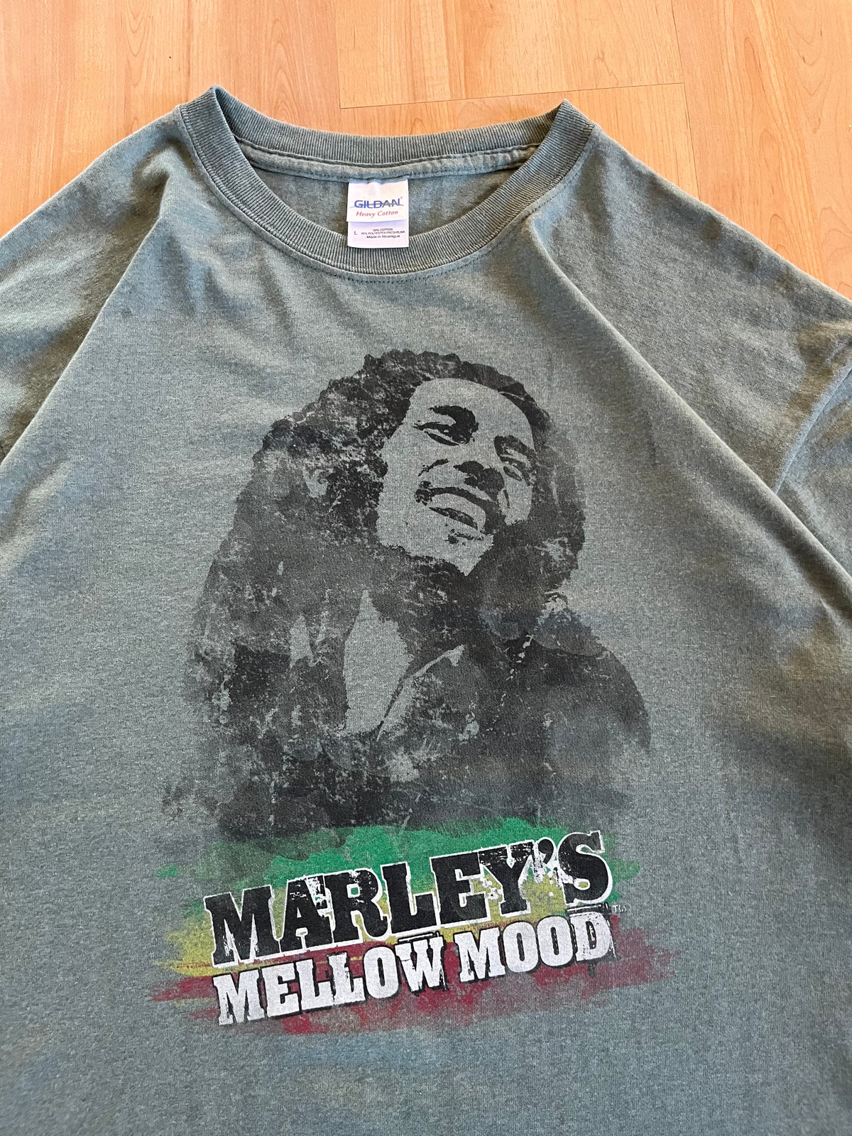 00s Olive Green Bob Marley "Marley's Mellow Mood" Portrait Graphic T-Shirt (L)