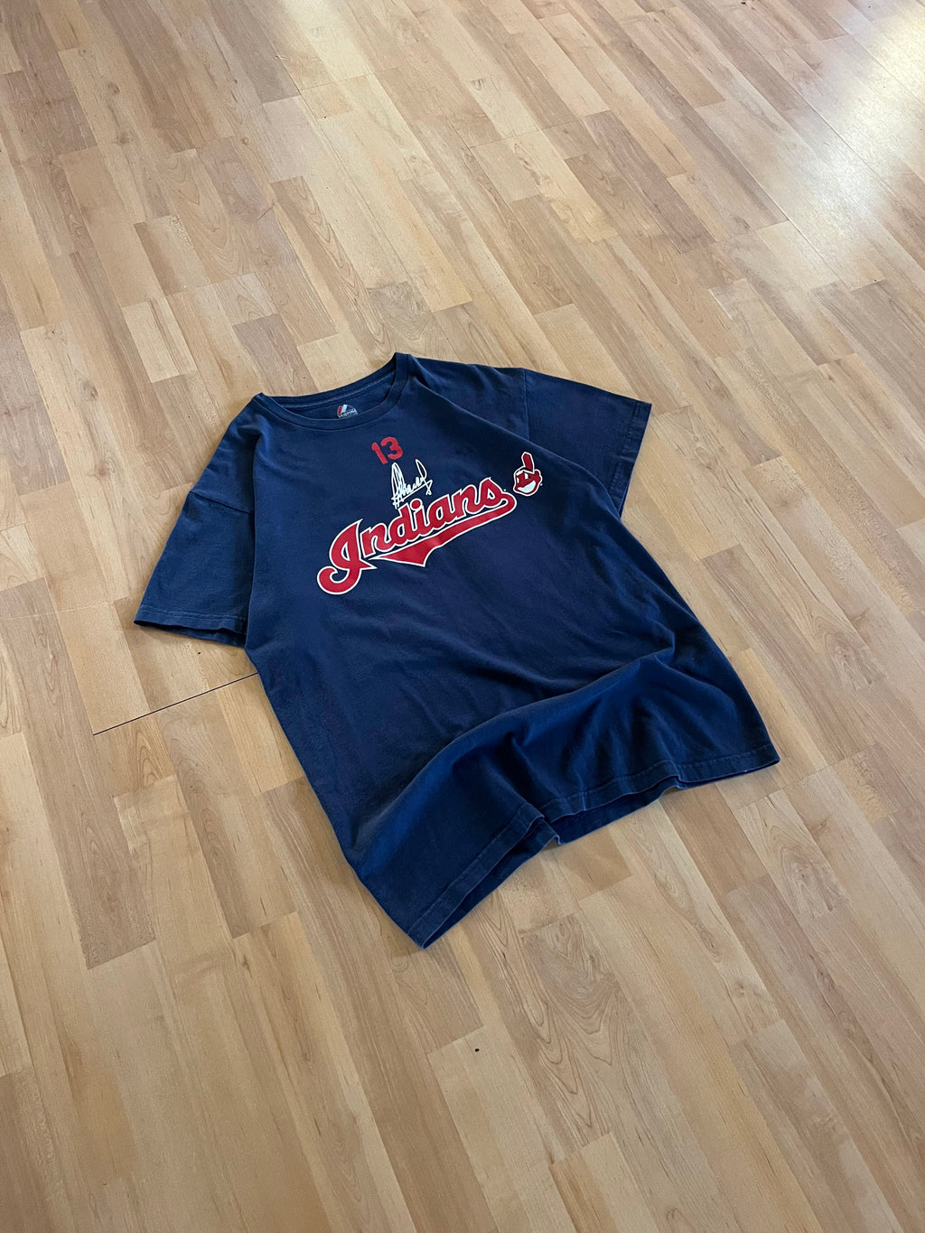 00s Navy Cleveland Indians T-Shirt: Asdrubal Cabrera #13 Graphic T-Shirt (M)