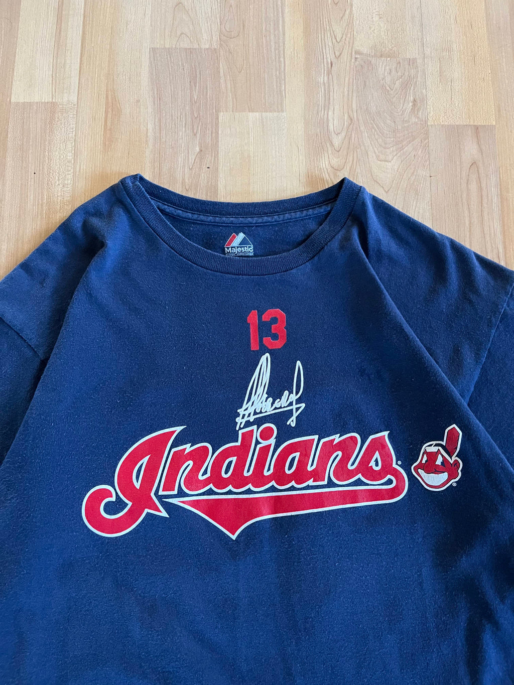 00s Navy Cleveland Indians T-Shirt: Asdrubal Cabrera #13 Graphic T-Shirt (M)