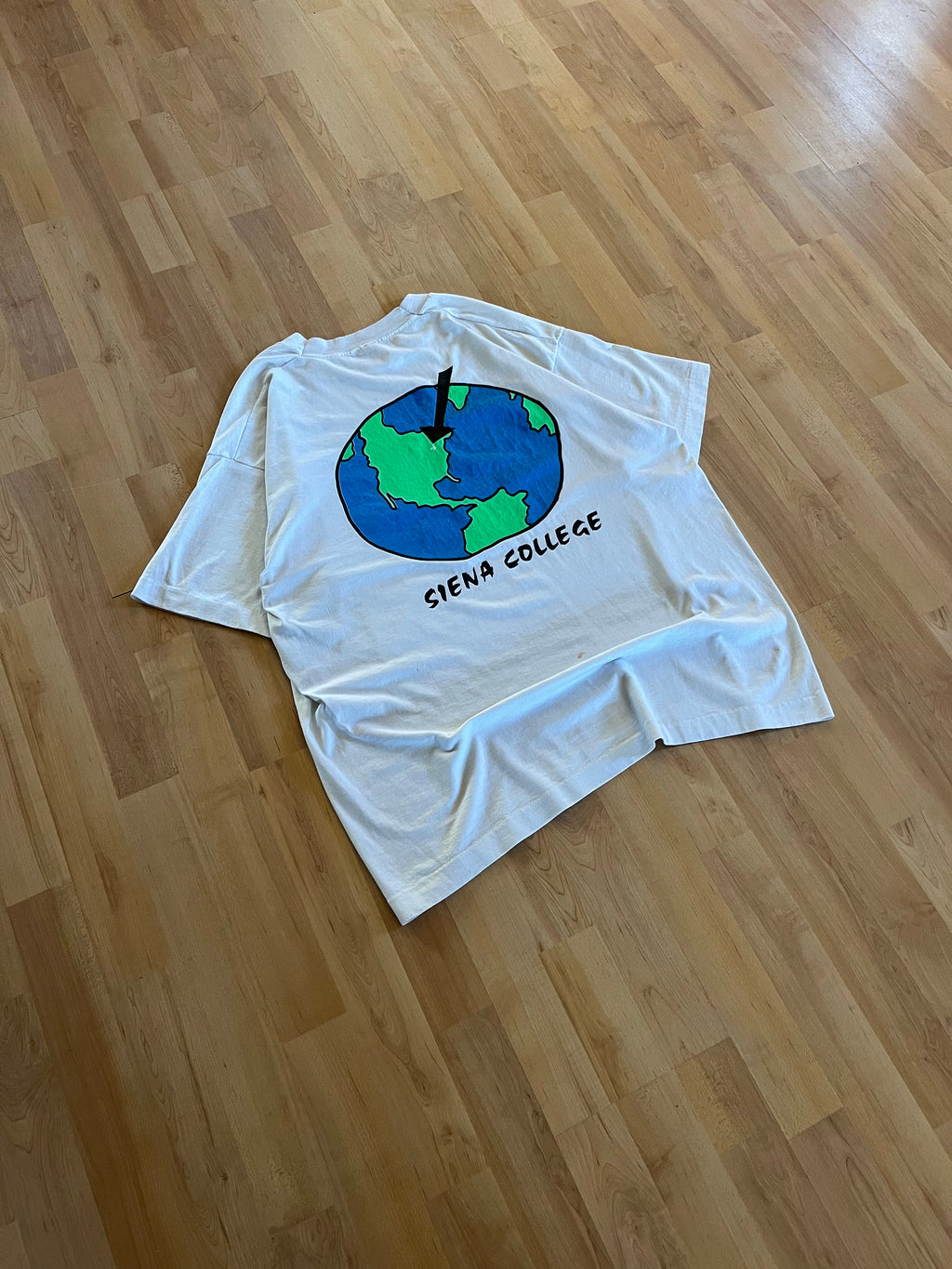 90s White Single Stitch Heavyweight Siena College Globe Graphic T-Shirt (XL)
