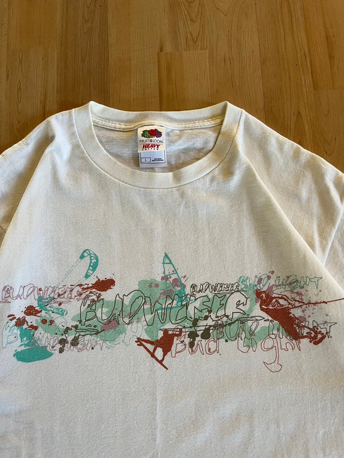 00s White Budweiser Surfwear Abstract Spellout Heavyweight Graphic T-Shirt (L)