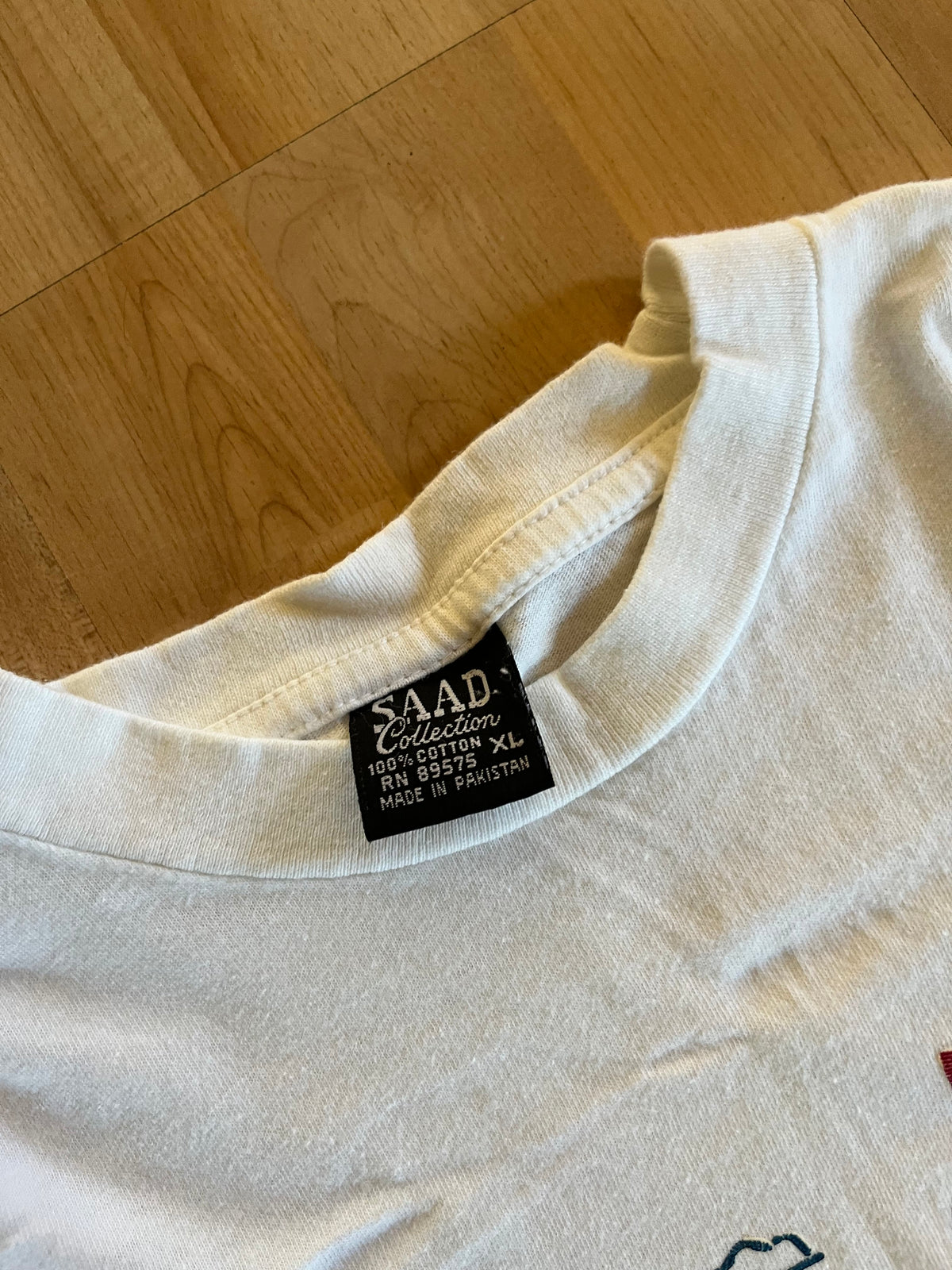 90s White Single Stitch New York Artsy Skyline Graphic T-Shirt (L)