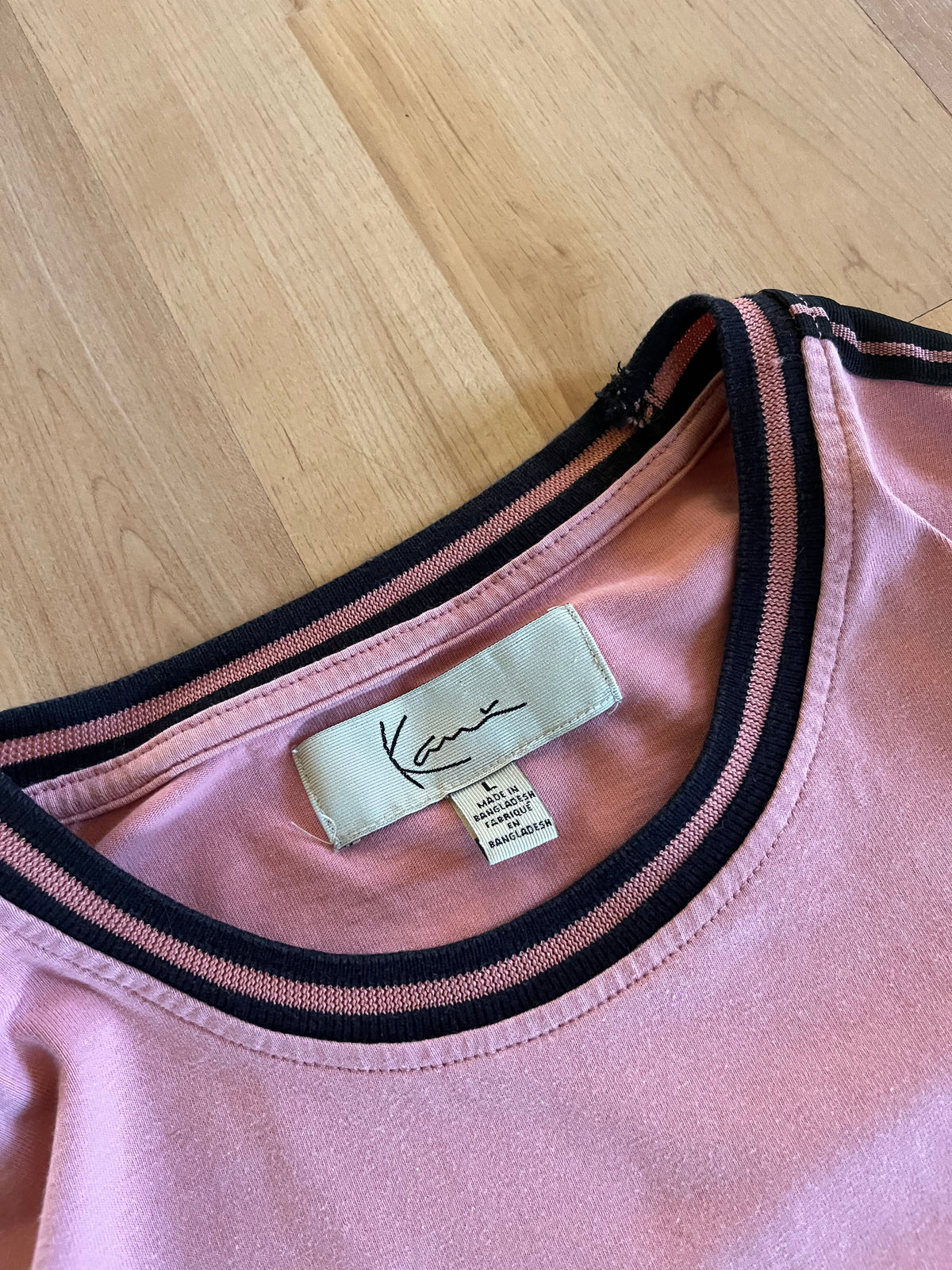 Y2K Pink & Black Heavyweight Karl Kani Emboidered Spellout Graphic T-Shirt (L)