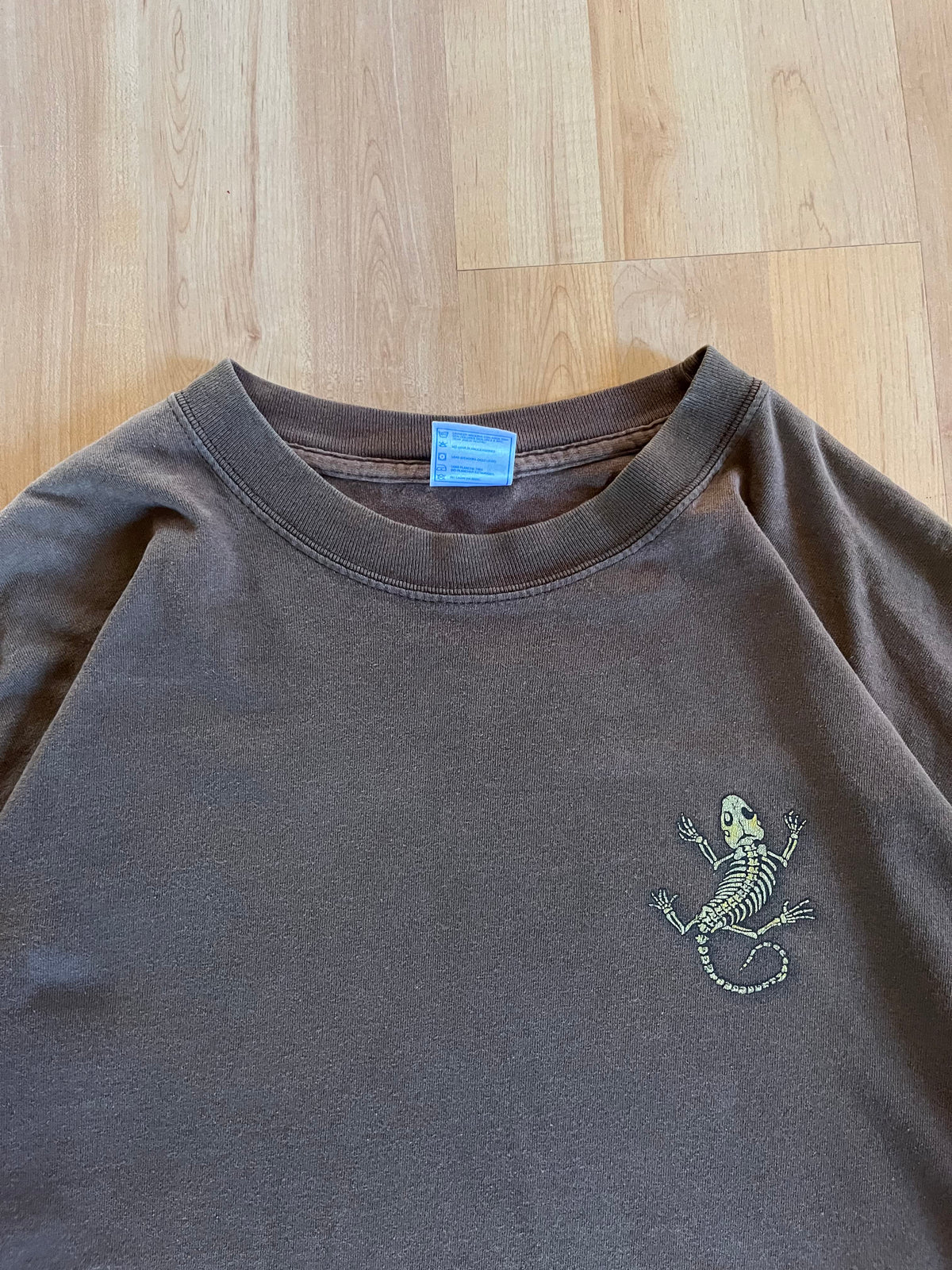 00s Brown Faded Heavyweight Riviera Maya Fossilized Lizard Skeleton Graphic T-Shirt (XL)