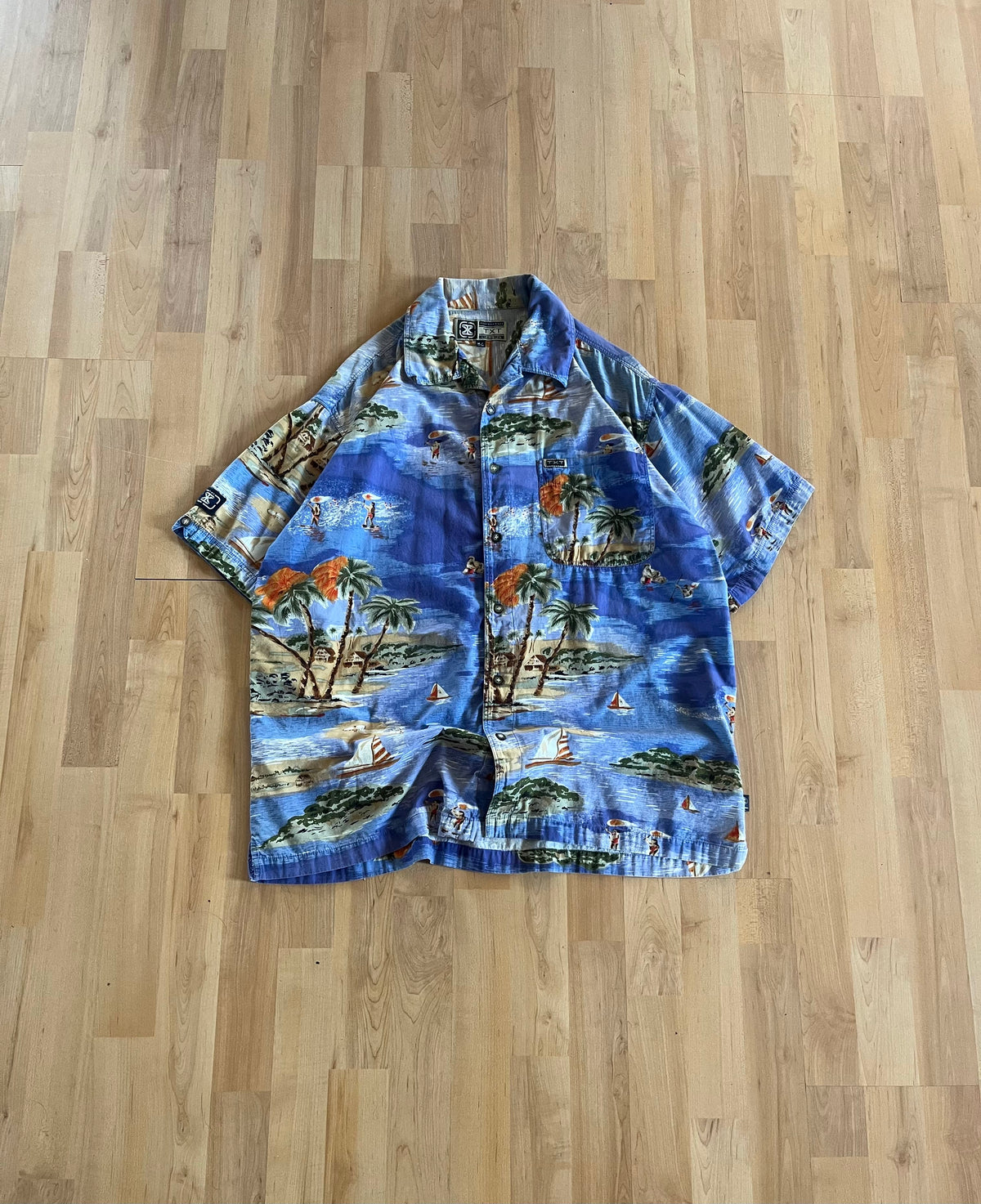 00s Blue Tropical Print TXT Hawaiian Button-Up Shirt (L)