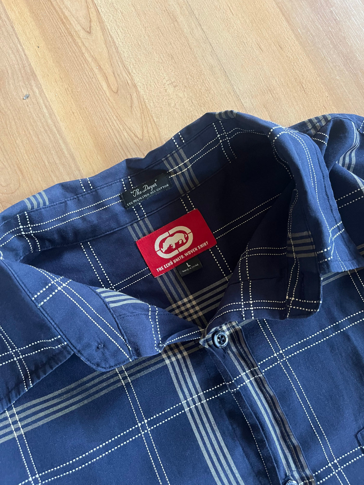 Y2K Navy & Beige Plaid ECKO Unltd Button-Up Shirt (XL)