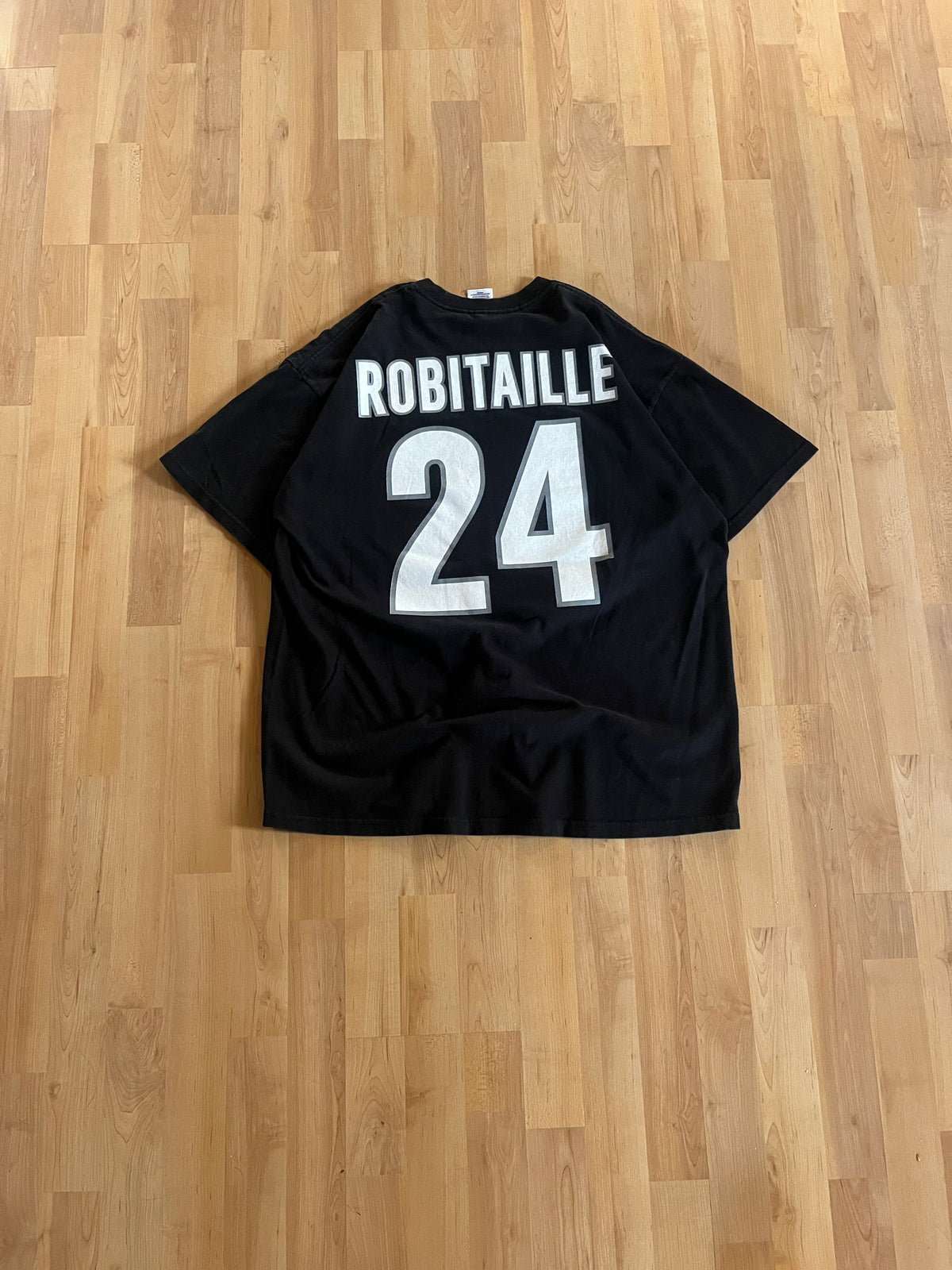 00s Black Hershey Bears Robitaille #24 Heavyweight Graphic T-Shirt (XL)
