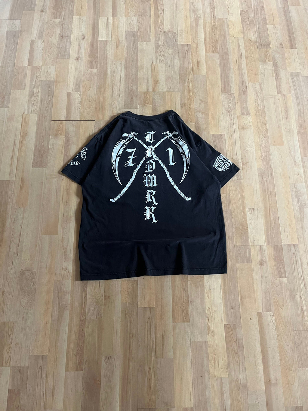 Y2K Black White Rider Crossed Scythes Heavyweight Graphic T-Shirt (XL)