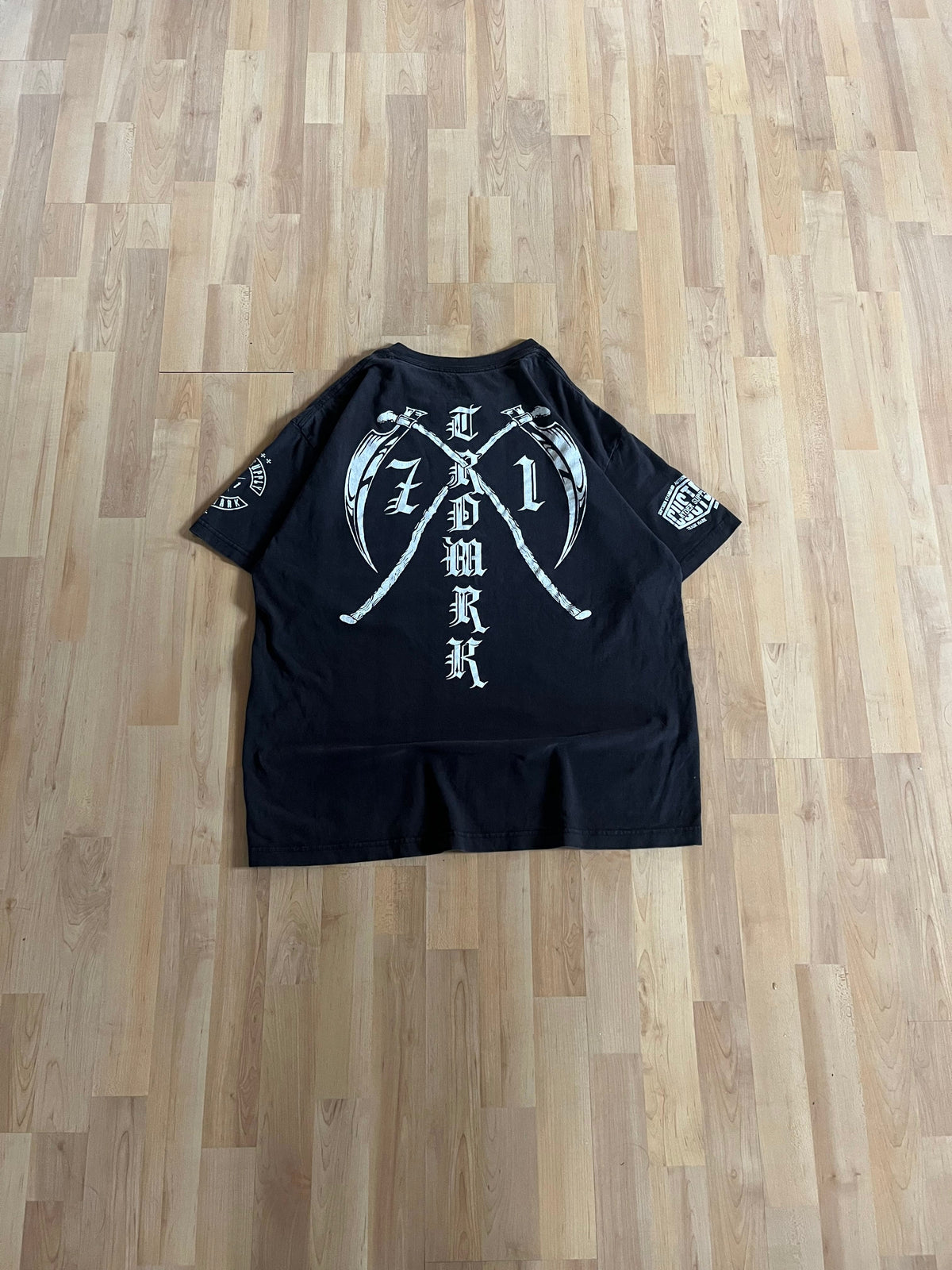Y2K Black White Rider Crossed Scythes Heavyweight Graphic T-Shirt (XL)