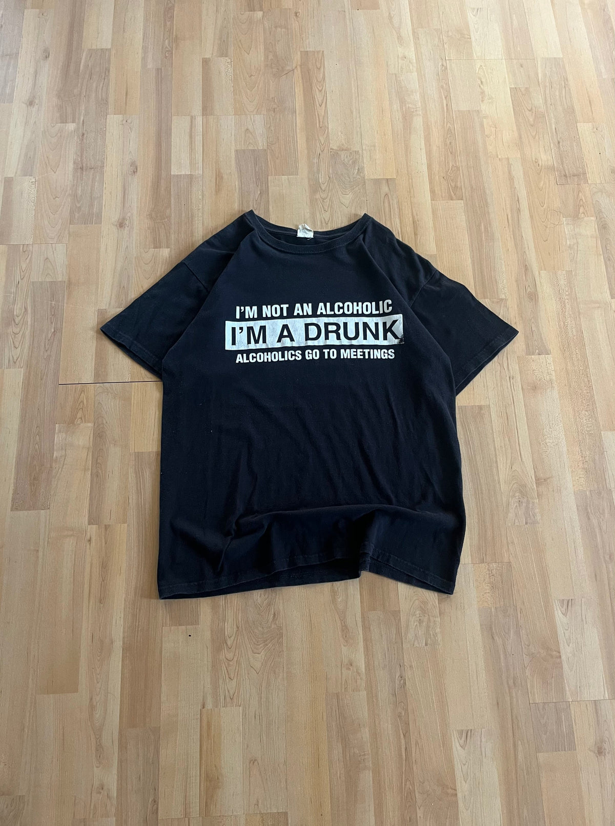 00s Black ''I'm A Drunk'' Funny Quote Graphic T-Shirt (L)