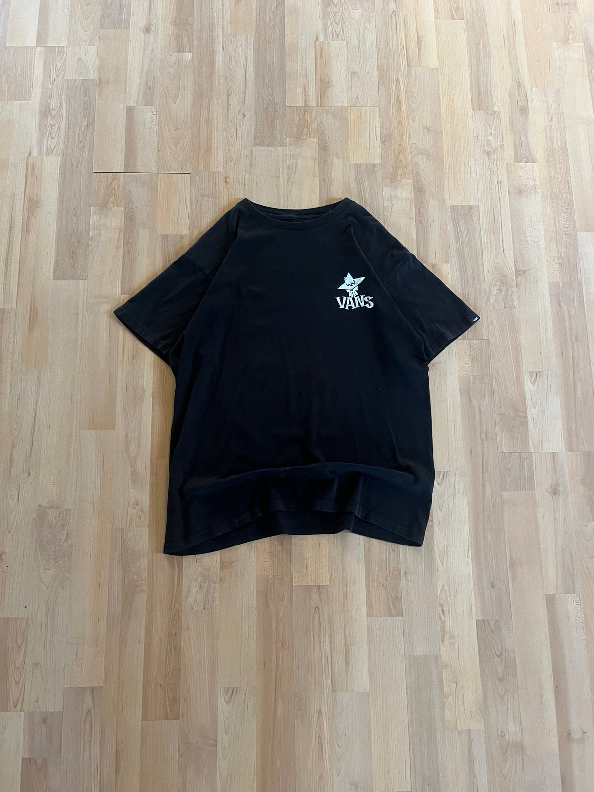 Y2K Black Faded Vans Off The Wall Skate Graphic T-Shirt (M)
