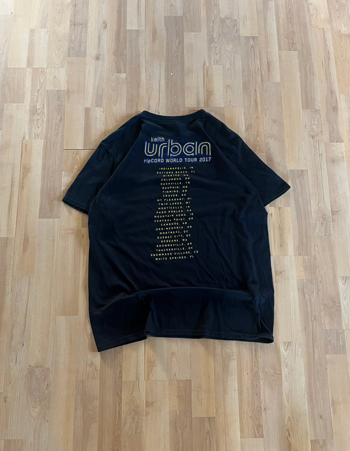 2017 Black Keith Urban Ripcord World Tour Graphic T-Shirt (L)