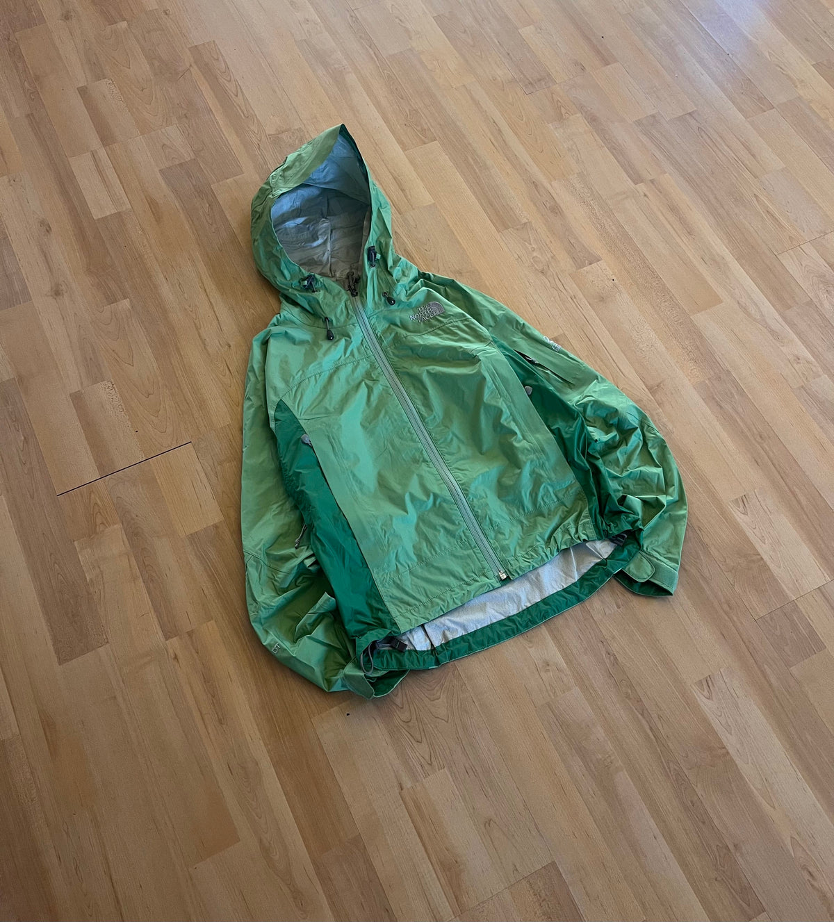 00s Green The North Face Flight Series Hooded Rain Jacket (S)