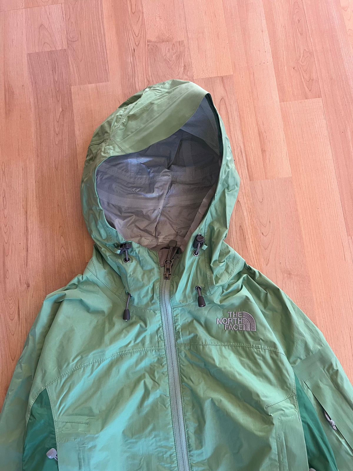 00s Green The North Face Flight Series Hooded Rain Jacket (S)