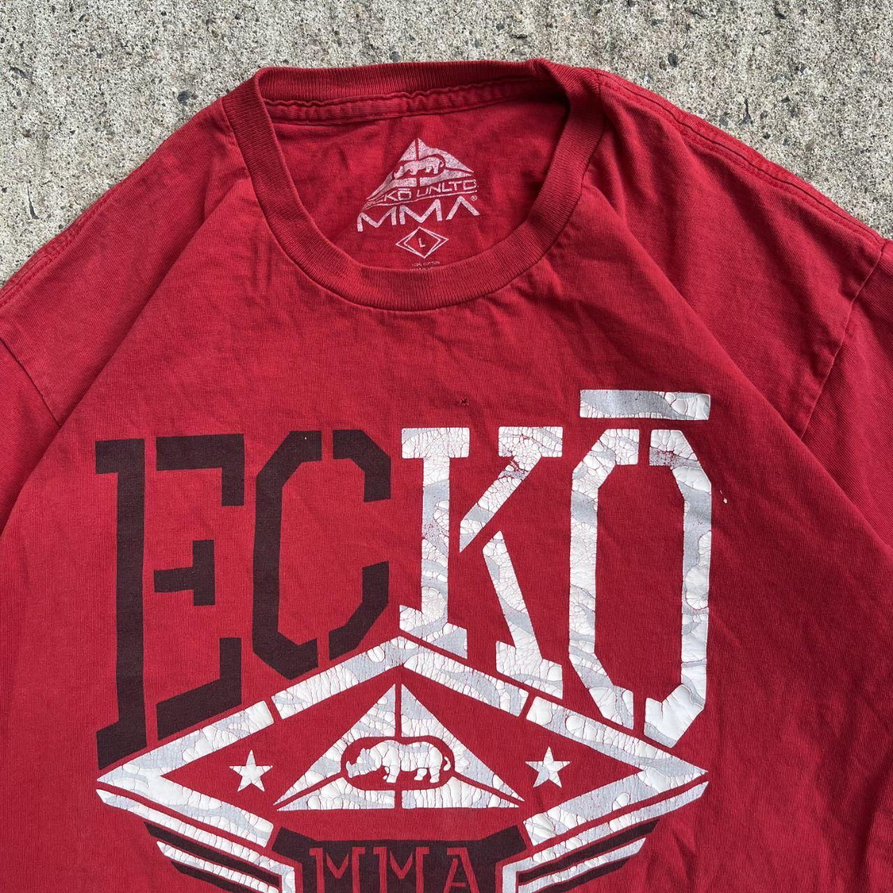 Vintage Y2K Red ECKO UNLTD MMA Tee Shirt (L)