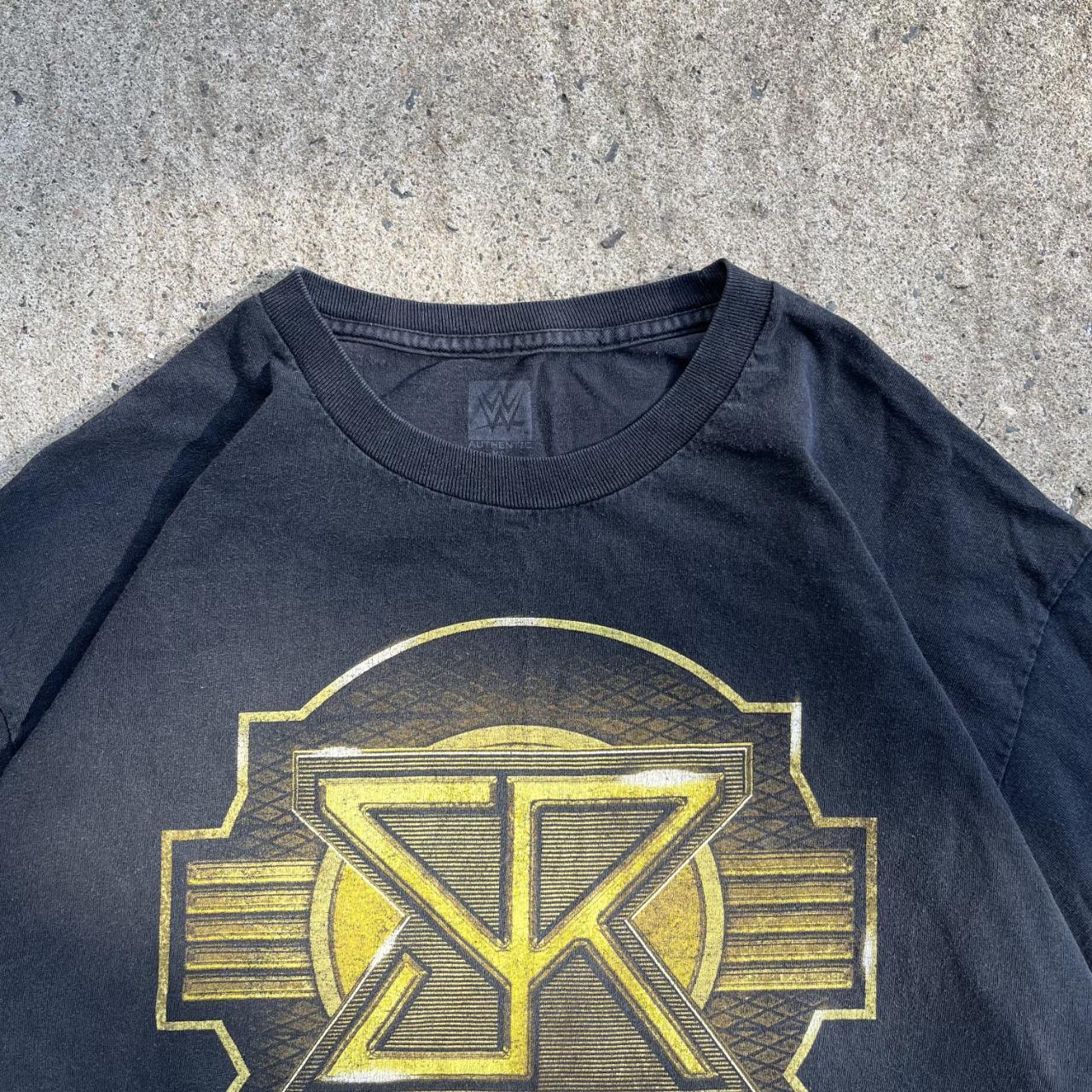 Vintage Y2K WWE ''The Undisputed Future'' Graphic T-Shirt (XL)
